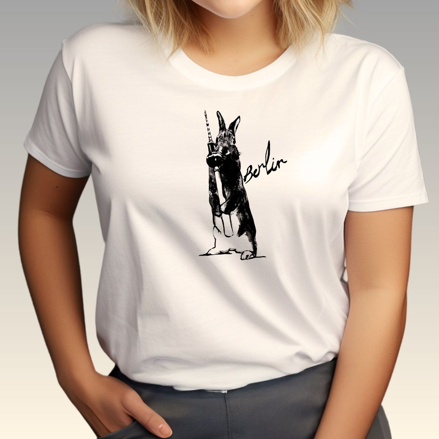 Rabbit in Berlin - T-shirt